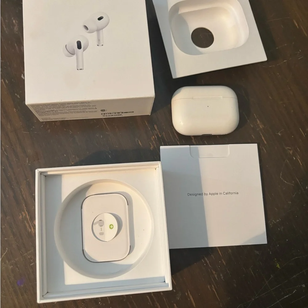 Apple White Wireless Earphones